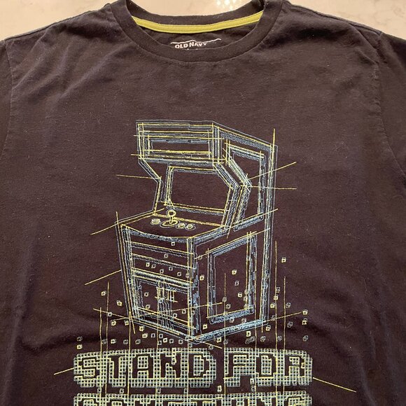 Old navy long sleeve T-shirt kids  size (14-16) X large Retro Black Graphic Vid - Picture 4 of 7